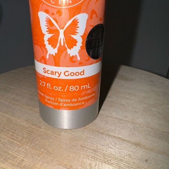 SCENTSY ROOM SPRAY NEW - Picture 2 of 2